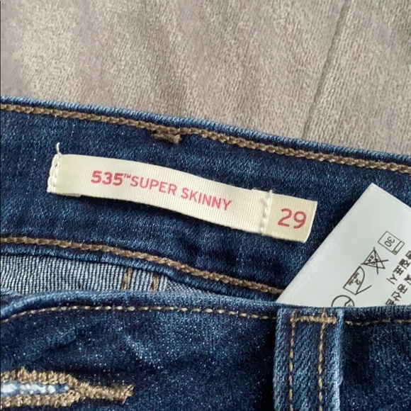 Jeans - Picture 2 of 5